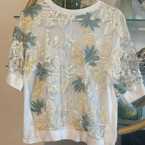Zara women's summer top
000554
